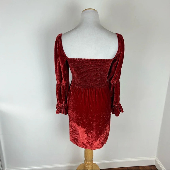 Reformation Albi Velvet Smocked Puff Sleeves Dress in Crimson Red Size S B32 - Picture 4 of 7